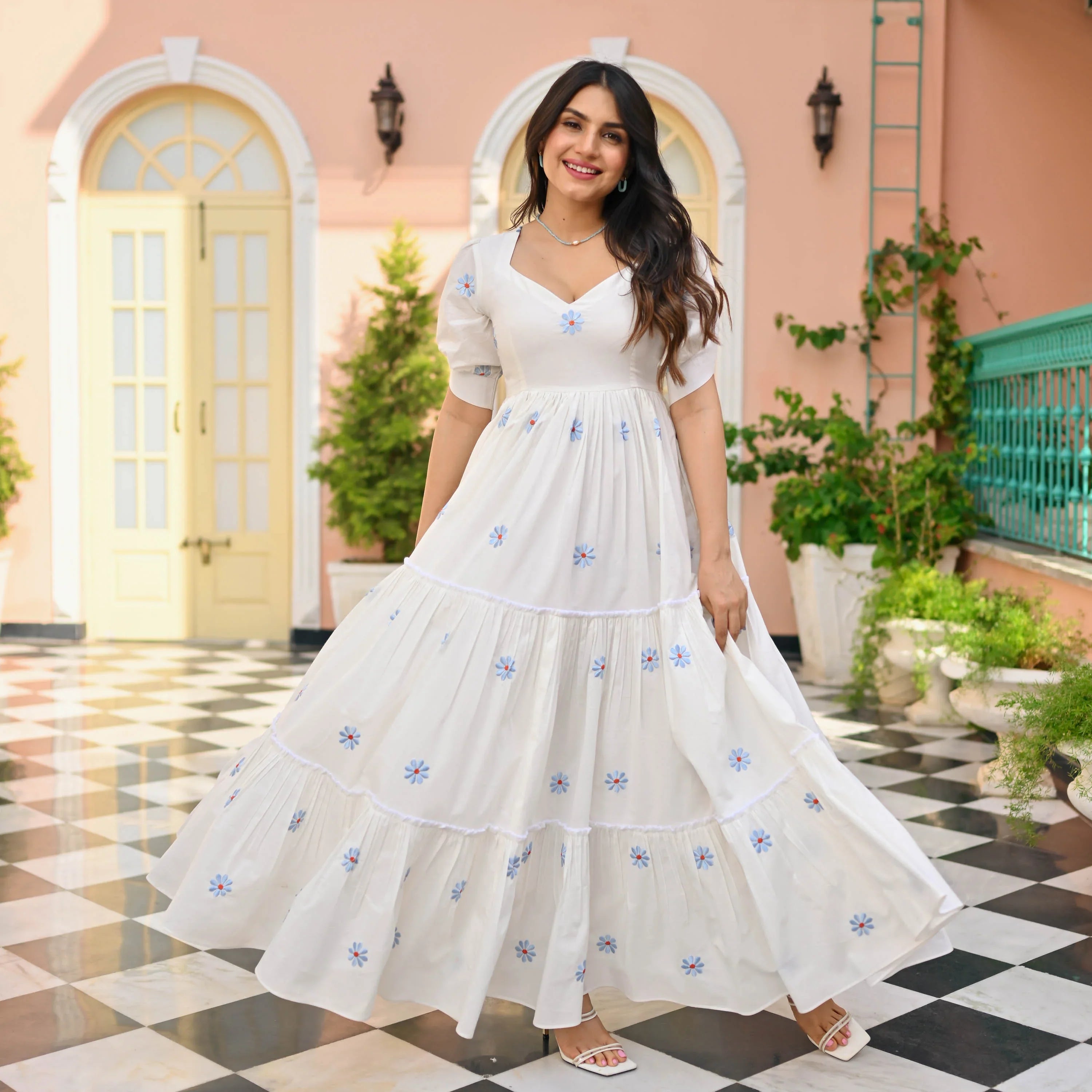 PREMIUM GOWN