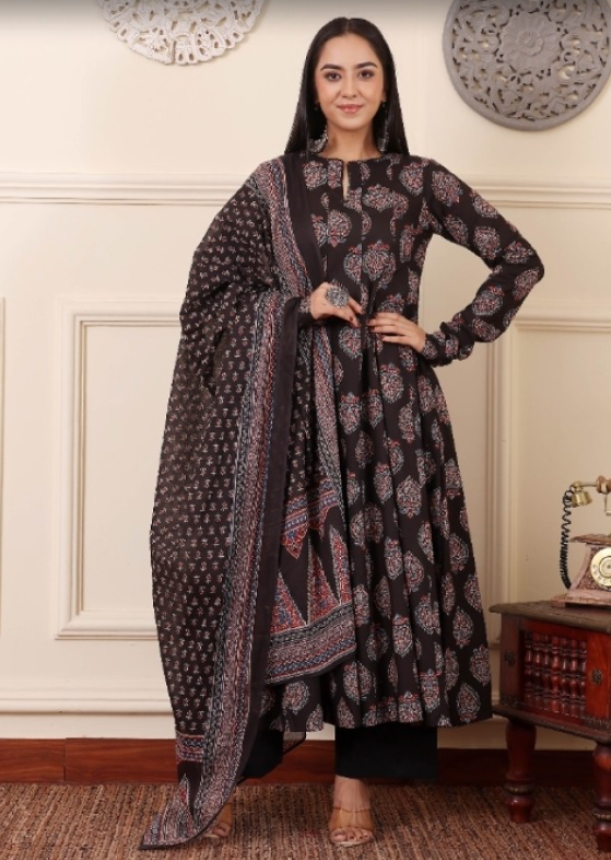 Boshon Namira Cotton Suit Set
